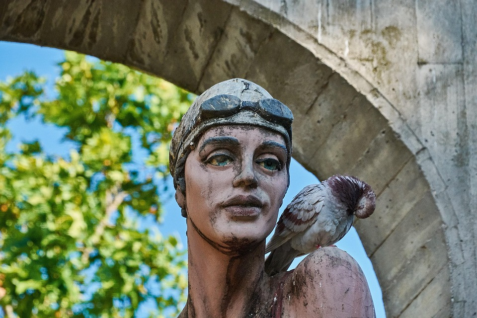 האם אתה מעדיף לגרום למישהו לצחוק או להשיג אורגזמה?